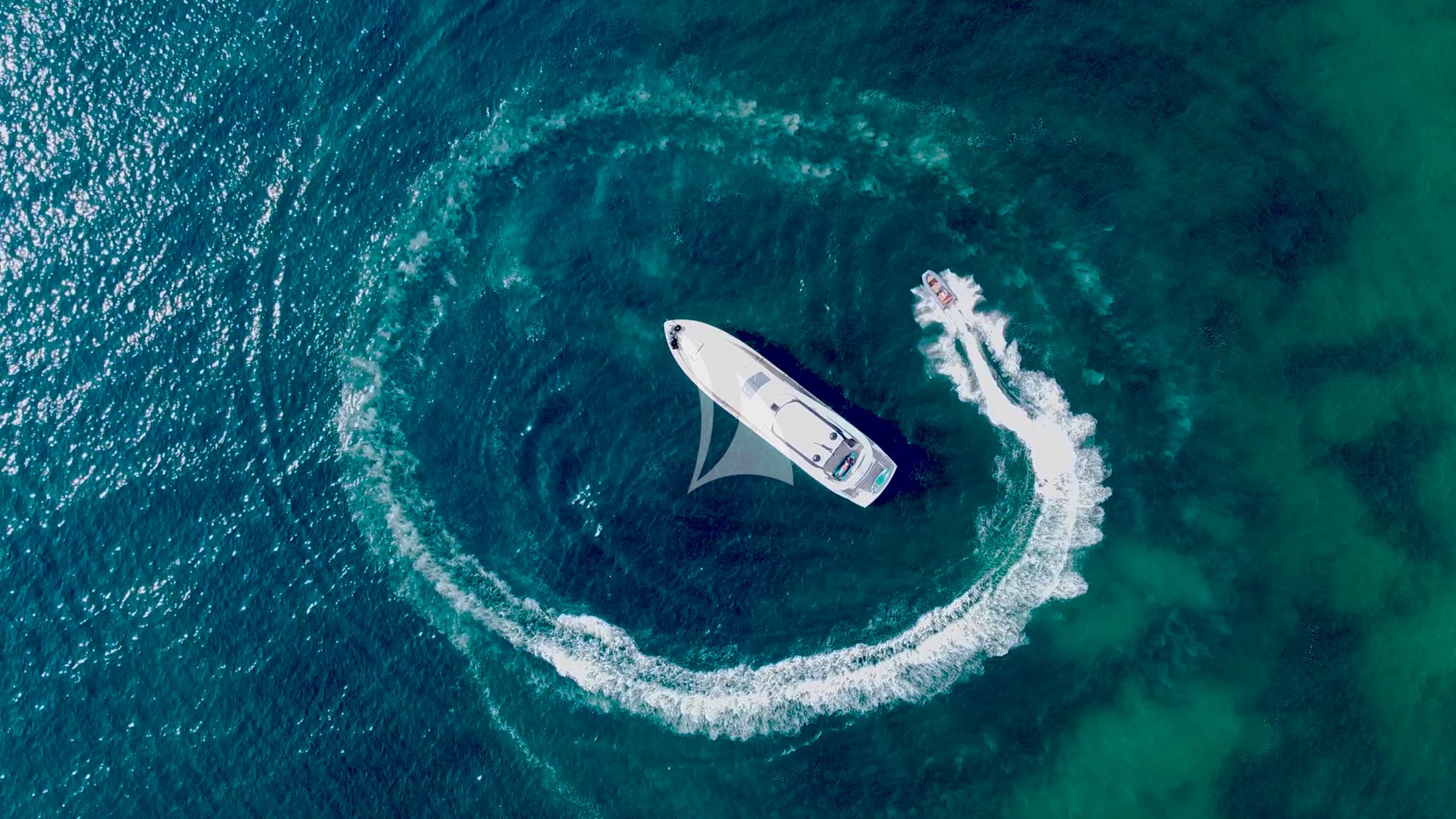 NEW EDGE Sunseeker 95 - aerial top shot